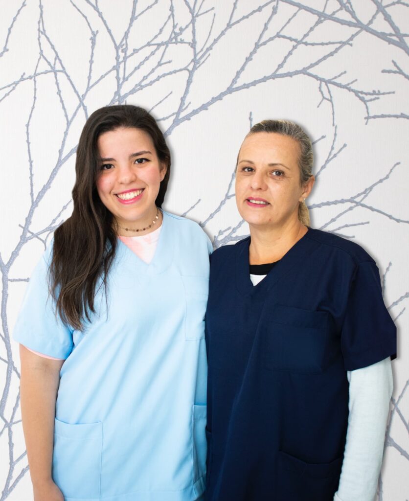 Sofia e Débora - Funcionárias da Aiko Odontoclinic